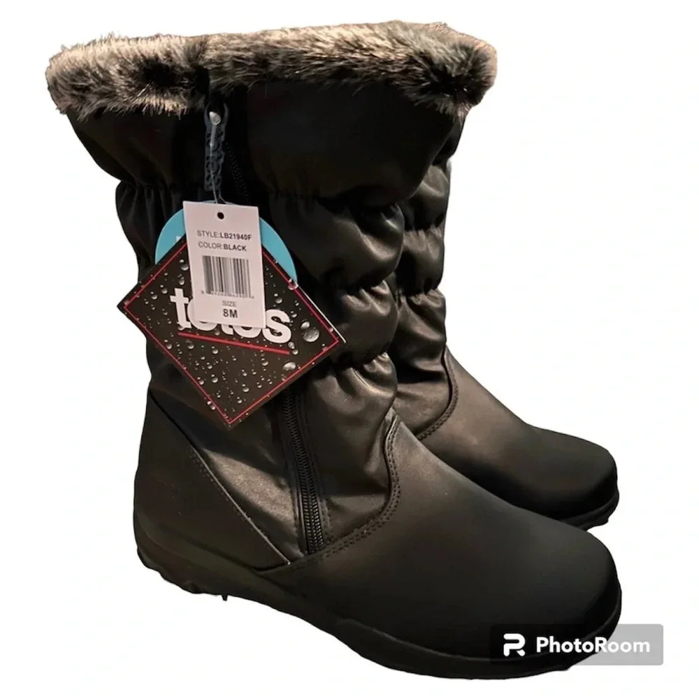 NWT Totes waterproof boots, size 8